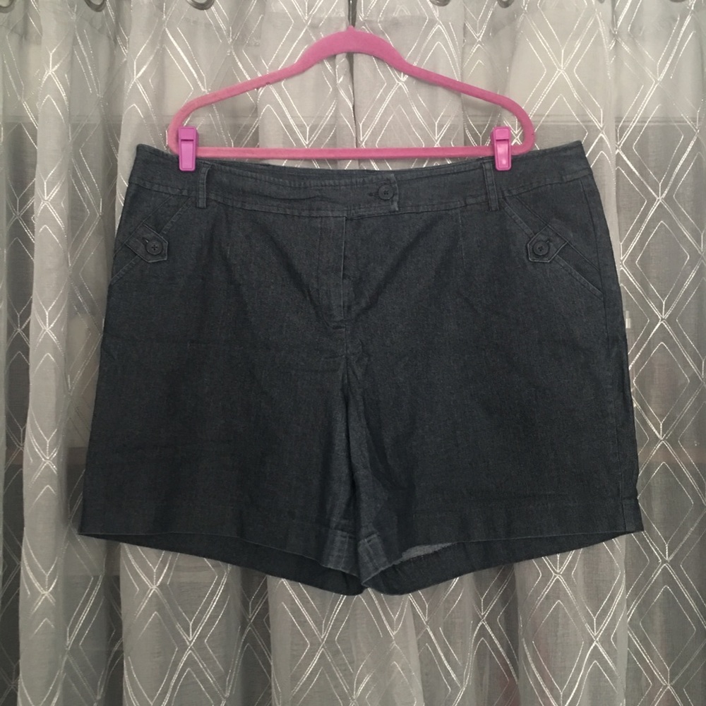 💜3 FOR $30- 20W Denim Shorts